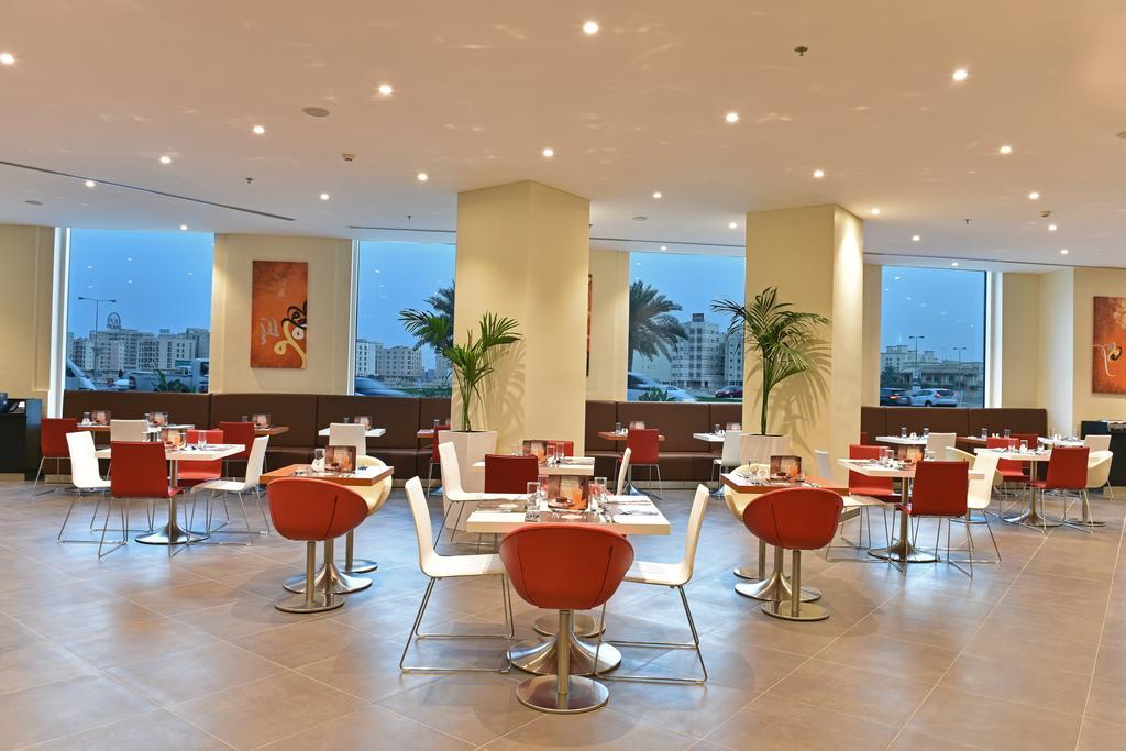 Hotel Ibis Seef 4*